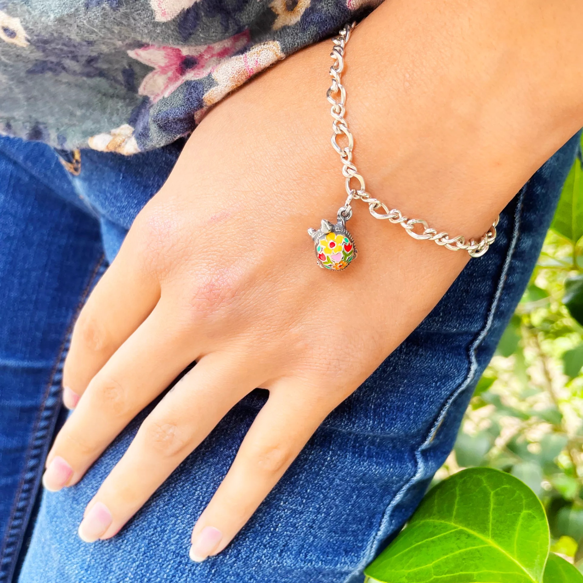 Enamel Festive Turtle Charm - Image 3